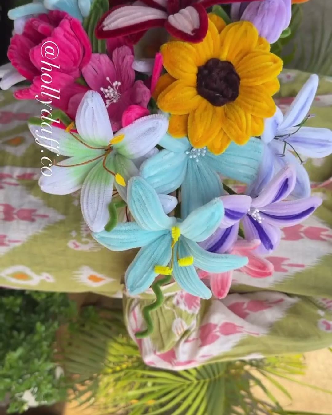 Grand mixed bouquet